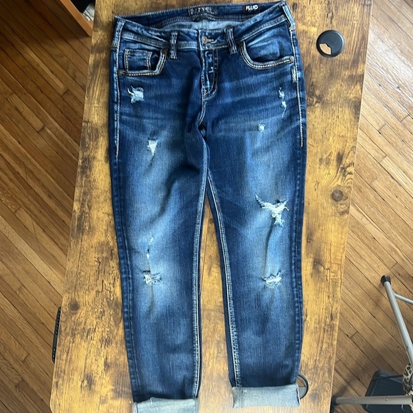 Silver jeans, blue, boyfriend style, size 27 waist 29 length. ￼ - Picture 1 of 11